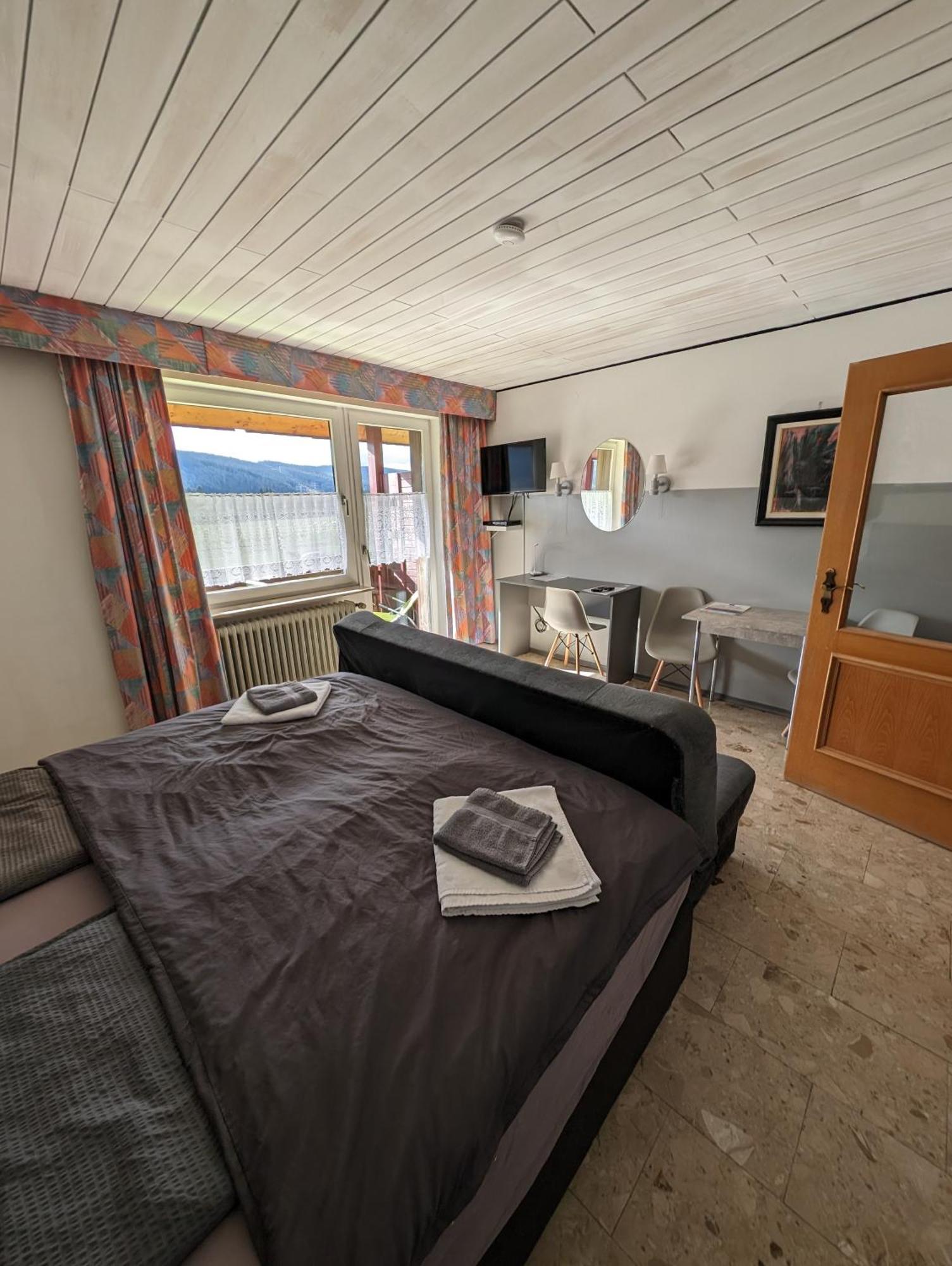B Und B Titisee Hotel Sonnenmatte Nahe Badeparadies المظهر الخارجي الصورة