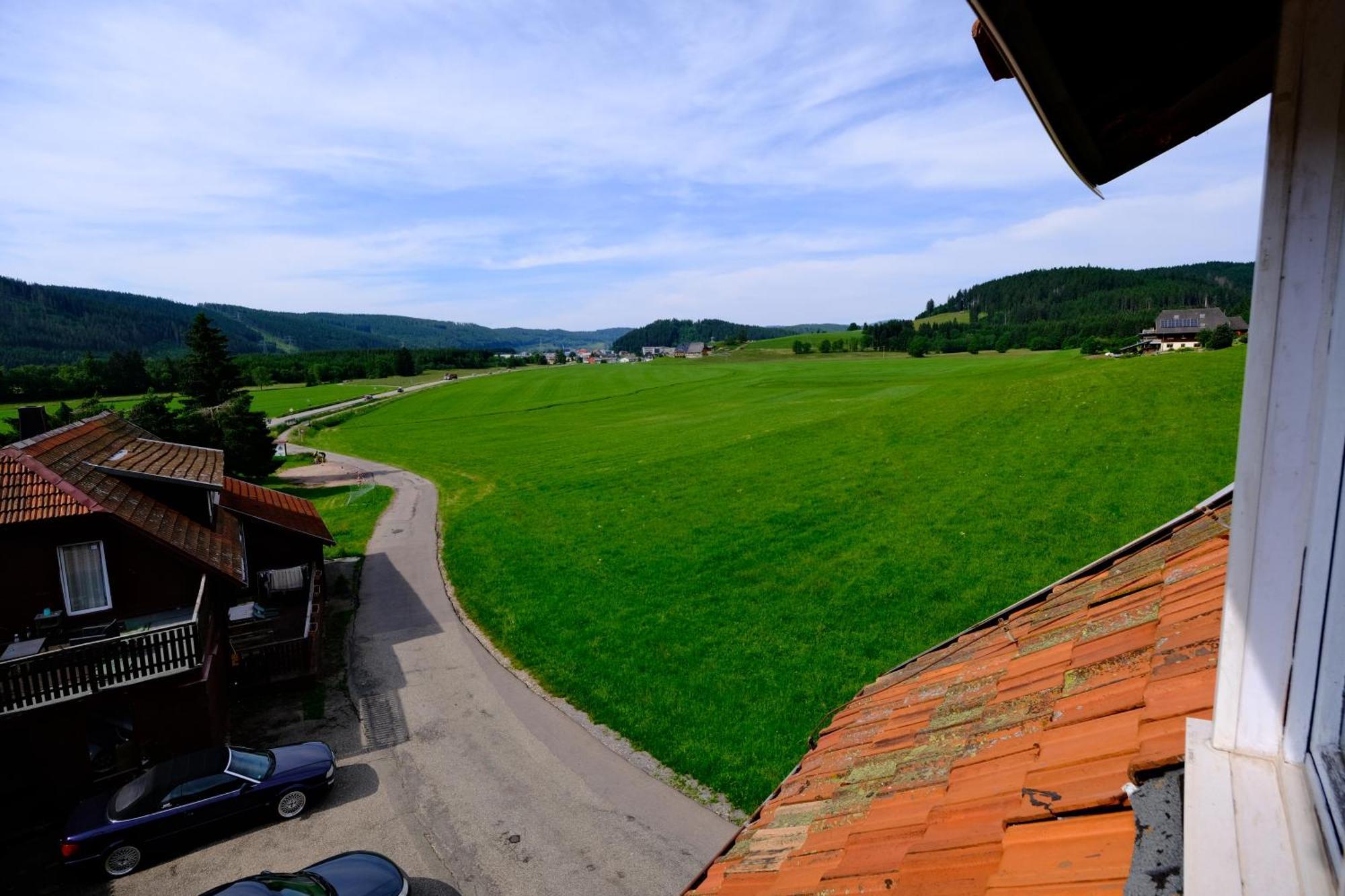 B Und B Titisee Hotel Sonnenmatte Nahe Badeparadies المظهر الخارجي الصورة